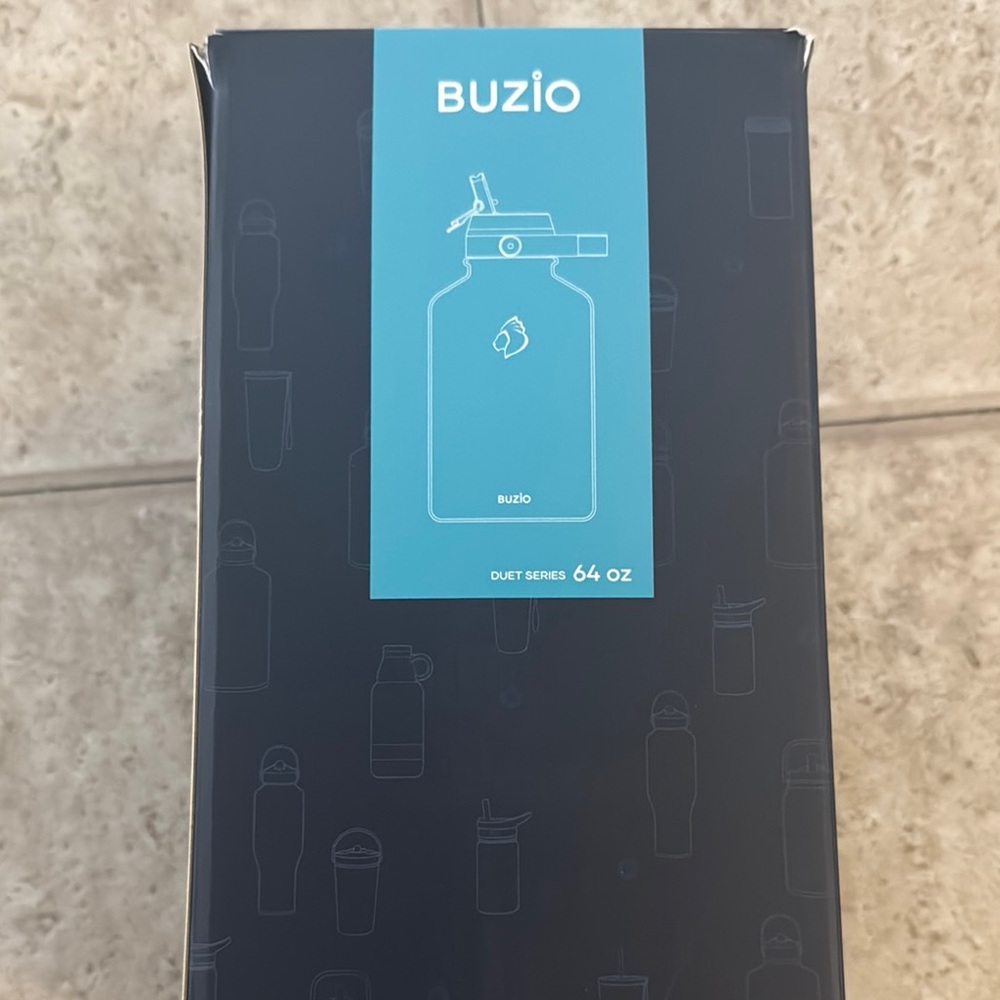 Buzio Duet Series 64 oz Bottle - Blue and Black